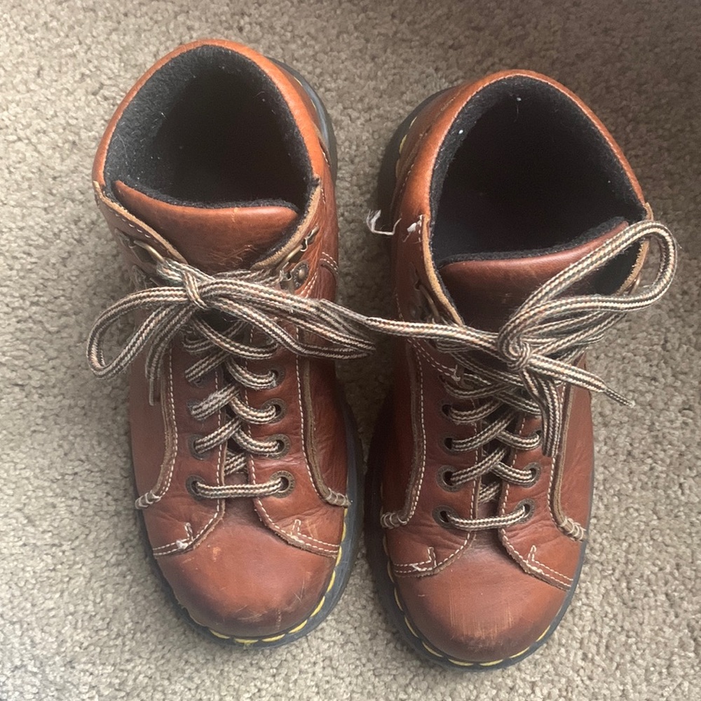 Vintage Brown Size 8 Doc Martins
